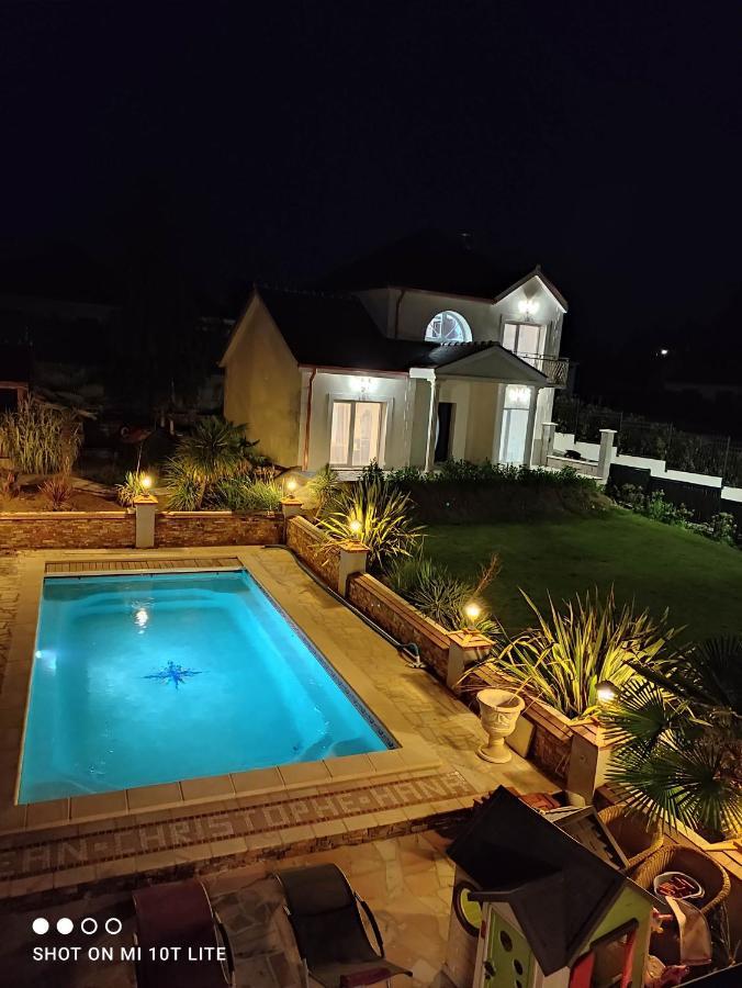 Villa Angelina Montévrain Kültér fotó